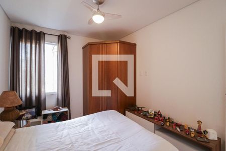 Casa para alugar com 500m², 6 quartos e 1 vagaQuarto 2