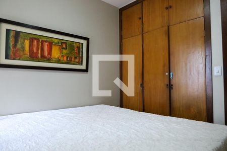 Quarto de apartamento para alugar com 3 quartos, 80m² em Padre Eustáquio, Belo Horizonte