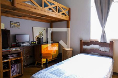 Quarto de apartamento para alugar com 3 quartos, 80m² em Padre Eustáquio, Belo Horizonte