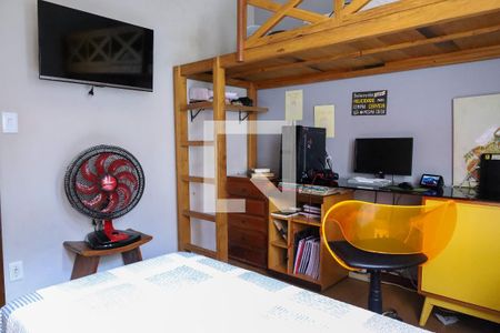 Quarto de apartamento para alugar com 3 quartos, 80m² em Padre Eustáquio, Belo Horizonte