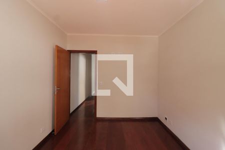 Casa para alugar com 230m², 3 quartos e 2 vagasQuarto 3
