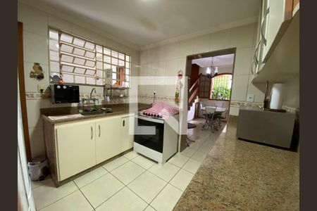 Casa à venda com 360m², 5 quartos e 4 vagas
