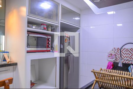 Apartamento à venda com 64m², 2 quartos e 1 vaga Apartamento à venda com 64m², 2 quartos e 1 vagaCozinha