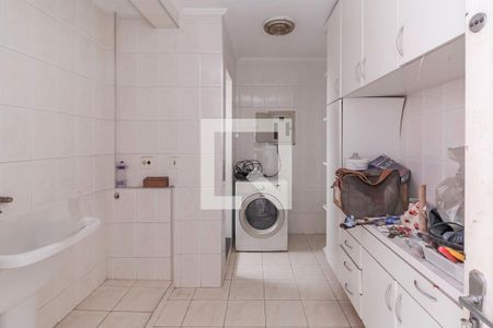 Casa para alugar com 500m², 3 quartos e 8 vagasÁrea de Serviço