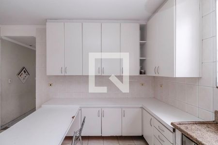 Casa para alugar com 500m², 3 quartos e 8 vagasCozinha