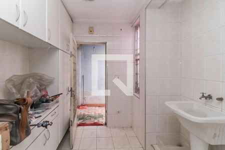 Casa para alugar com 500m², 3 quartos e 8 vagasÁrea de Serviço