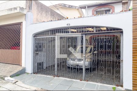 Casa à venda com 167m², 3 quartos e 2 vagasFachada