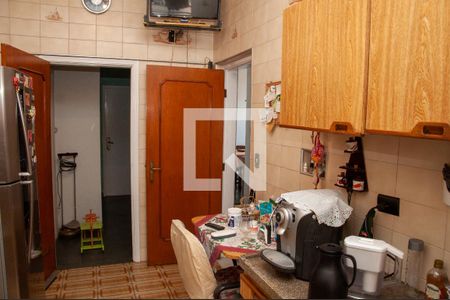 Apartamento à venda com 107m², 2 quartos e 1 vagaCozinha e Área de Serviço