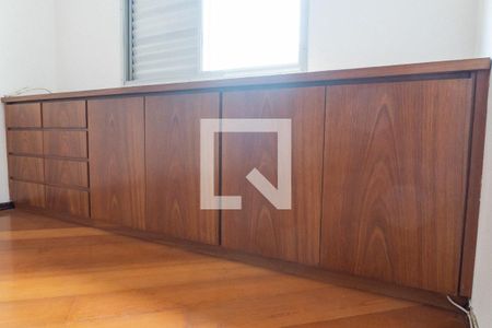 Apartamento à venda com 85m², 3 quartos e 1 vaga Apartamento à venda com 85m², 3 quartos e 1 vagaQuarto 2 - Armários