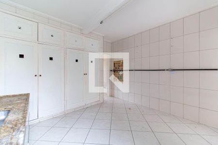 Casa à venda com 116m², 2 quartos e sem vaga Casa à venda com 116m², 2 quartos e sem vagaCozinha
