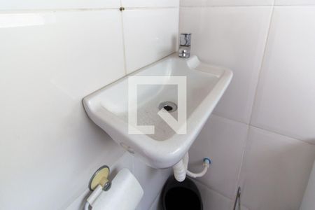 Casa à venda com 116m², 2 quartos e sem vaga Casa à venda com 116m², 2 quartos e sem vagaBanheiro de Serviço