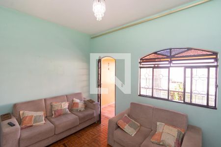 Sala de casa à venda com 3 quartos, 150m² em Milionários, Belo Horizonte