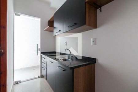 Cozinha de apartamento à venda com 1 quarto, 27m² em Cidade Antônio Estêvão de Carvalho, São Paulo