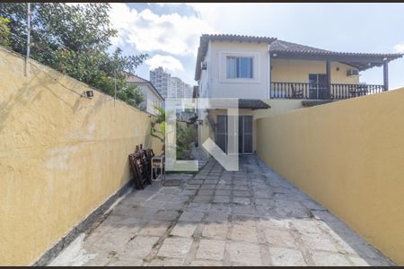 Casa para alugar com 120m², 3 quartos e 1 vaga Casa para alugar com 120m², 3 quartos e 1 vagaÁrea externa