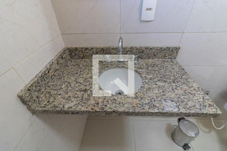 Casa para alugar com 120m², 3 quartos e 1 vaga Casa para alugar com 120m², 3 quartos e 1 vagaSuíte 2 - banheiro