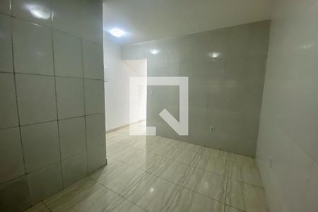 Casa para alugar com 80m², 2 quartos e 1 vagaCozinha