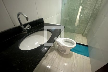 Casa para alugar com 80m², 2 quartos e 1 vagaBanheiro 