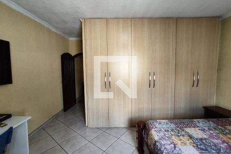 Casa à venda com 250m², 3 quartos e 6 vagasQuarto 2