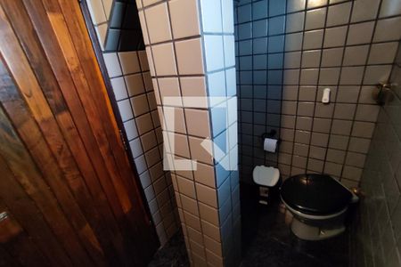 Casa à venda com 250m², 3 quartos e 6 vagasLavabo 1