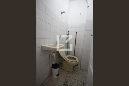 Apartamento para alugar com 210m², 4 quartos e sem vagaBanheiro de Serviço