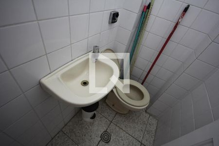 Apartamento para alugar com 210m², 4 quartos e sem vagaBanheiro de Serviço