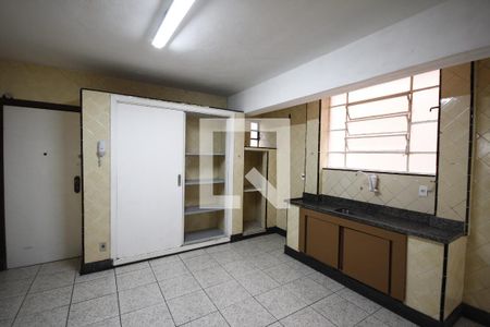 Apartamento para alugar com 210m², 4 quartos e sem vagaCozinha