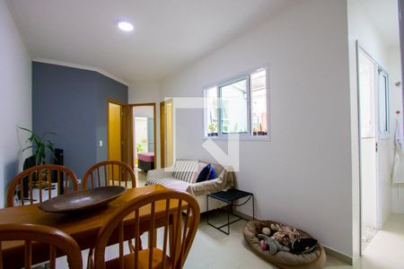 Sala de apartamento para alugar com 2 quartos, 50m² em Vila Amábile Pezzolo, Santo André
