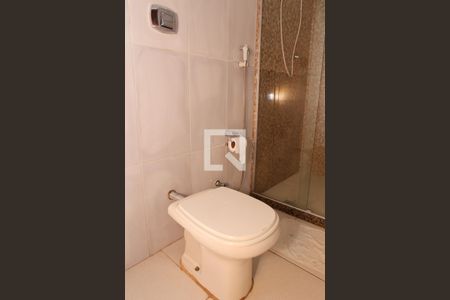Banheiro de casa para alugar com 3 quartos, 50m² em Todos Os Santos, Rio de Janeiro