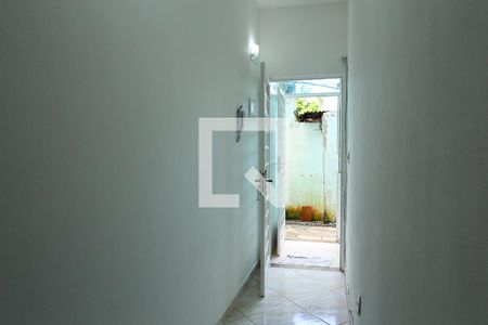 Corredor de Entrada de casa para alugar com 3 quartos, 50m² em Todos Os Santos, Rio de Janeiro