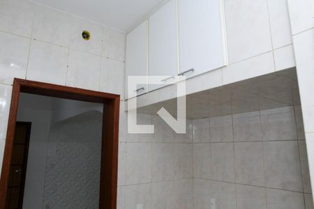 Casa à venda com 50m², 3 quartos e sem vaga Casa à venda com 50m², 3 quartos e sem vagaCozinha