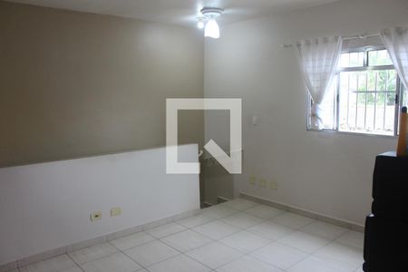 Sala de apartamento para alugar com 2 quartos, 65m² em Parque Sao Vicente, São Vicente