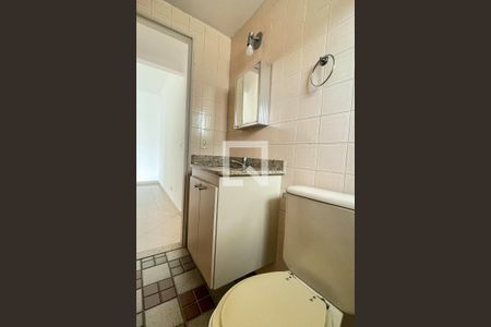 Apartamento para alugar com 68m², 2 quartos e 1 vagaBanheiro