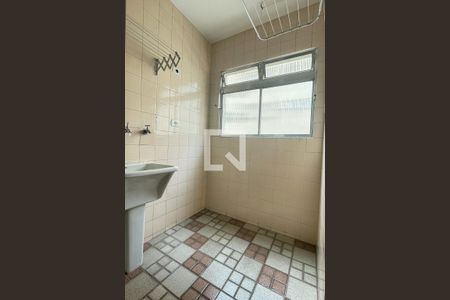 Apartamento para alugar com 68m², 2 quartos e 1 vagaÁrea de serviço