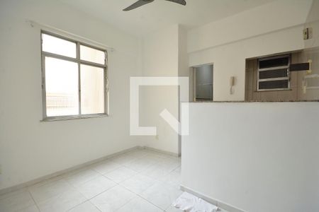 Sala - quarto de kitnet/studio à venda com 1 quarto, 21m² em Catete, Rio de Janeiro