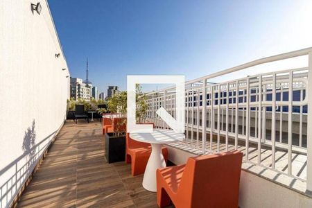 Apartamento à venda com 30m², 1 quarto e sem vagaÁrea comum - Piscina