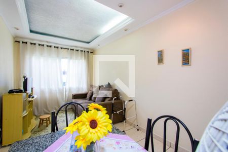 Sala de apartamento para alugar com 2 quartos, 58m² em Vila Tibiriçá, Santo André