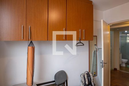 Quarto 2 de apartamento para alugar com 2 quartos, 50m² em Sumarezinho, São Paulo