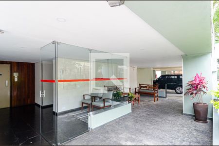 Apartamento à venda com 58m², 2 quartos e 2 vagasEntrada