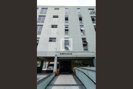 Apartamento à venda com 58m², 2 quartos e 2 vagasEntrada