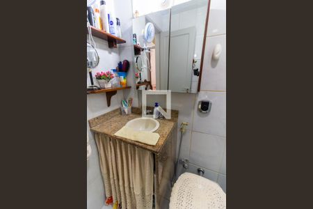 Apartamento à venda com 56m², 3 quartos e 1 vagaBanheiro Social