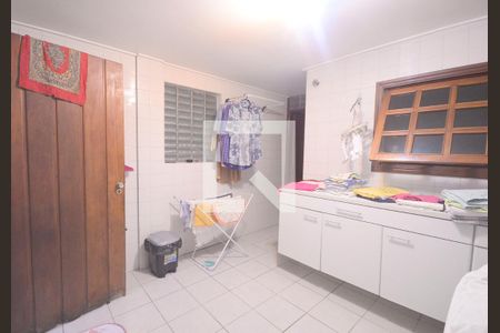 Casa à venda com 460m², 3 quartos e 4 vagas Casa à venda com 460m², 3 quartos e 4 vagasÁrea de Serviço