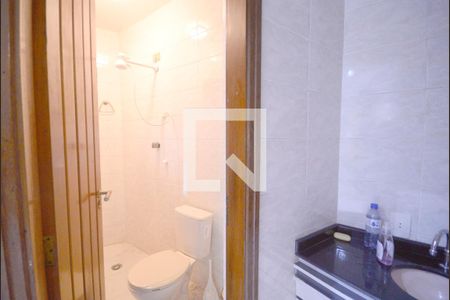 Casa à venda com 460m², 3 quartos e 4 vagas Casa à venda com 460m², 3 quartos e 4 vagasBanheiro 4