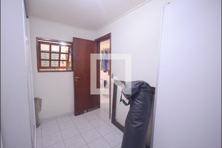 Casa à venda com 460m², 3 quartos e 4 vagas Casa à venda com 460m², 3 quartos e 4 vagasQuarto 6 - de serviço