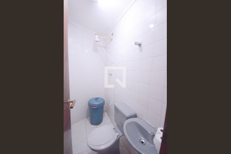 Casa à venda com 460m², 3 quartos e 4 vagas Casa à venda com 460m², 3 quartos e 4 vagasBanheiro de Serviço