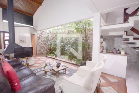 Sala de casa à venda com 3 quartos, 460m² em Jardim da Saúde, São Paulo