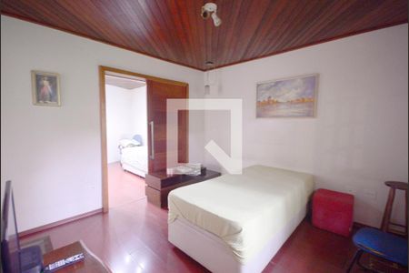 Casa à venda com 460m², 3 quartos e 4 vagas Casa à venda com 460m², 3 quartos e 4 vagasQuarto 3 - Suite