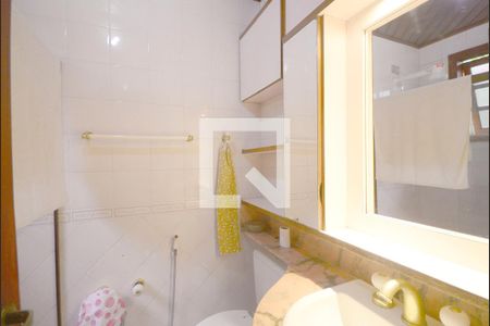 Casa à venda com 460m², 3 quartos e 4 vagas Casa à venda com 460m², 3 quartos e 4 vagasBanheiro 2