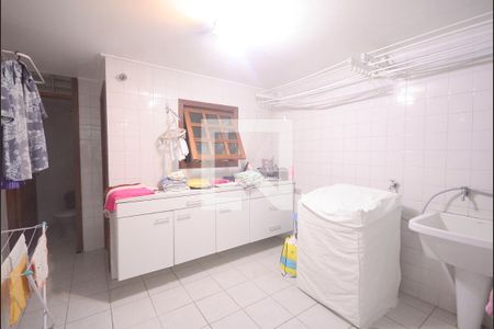 Casa à venda com 460m², 3 quartos e 4 vagas Casa à venda com 460m², 3 quartos e 4 vagasÁrea de Serviço