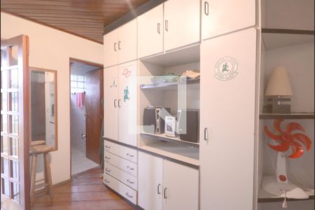 Casa à venda com 460m², 3 quartos e 4 vagas Casa à venda com 460m², 3 quartos e 4 vagasQuarto 1 - Suite