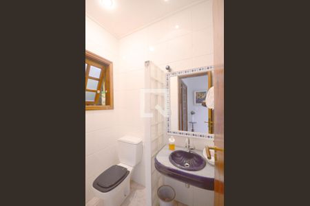 Casa à venda com 460m², 3 quartos e 4 vagas Casa à venda com 460m², 3 quartos e 4 vagasLavabo